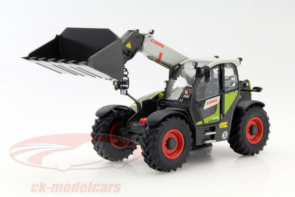 wiking 1/32 CLAASツインレーキ Wiking 1/32 Claas Xerion 4500 TRAC VC - ブンブンガレーヂ