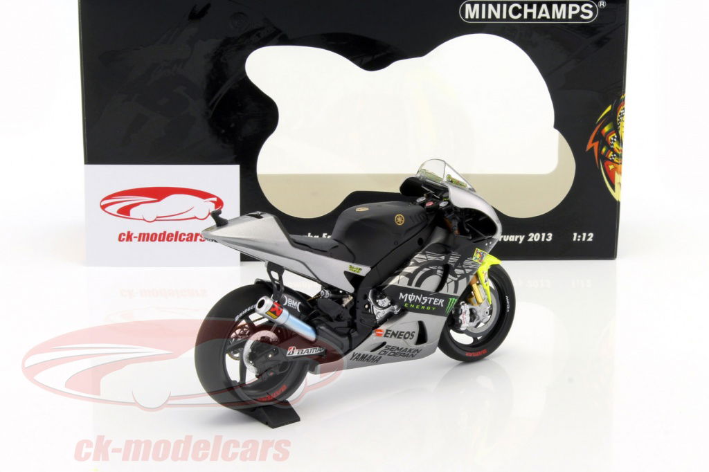 Minichamps 1:12 Valentino Rossi Yamaha YZR-M1 #46 Testbike