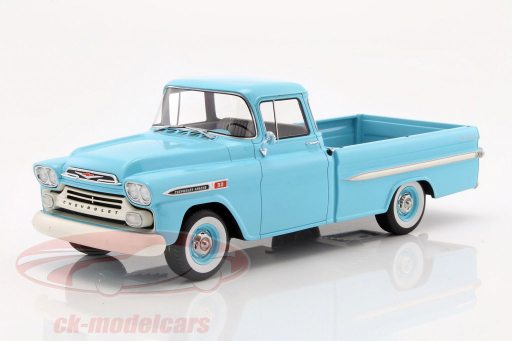 bos-models-1-18-chevrolet-apache-pickup-1959-bos285/