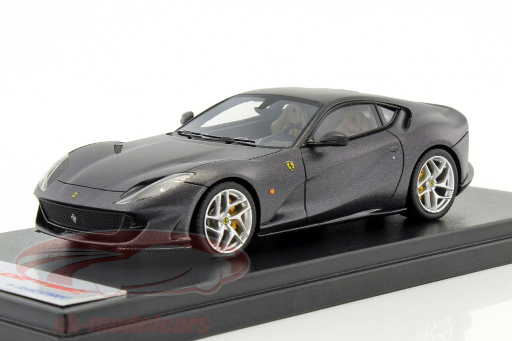 looksmart-1-43-ferrari-812-superfast-mat-grijs-ls467b/