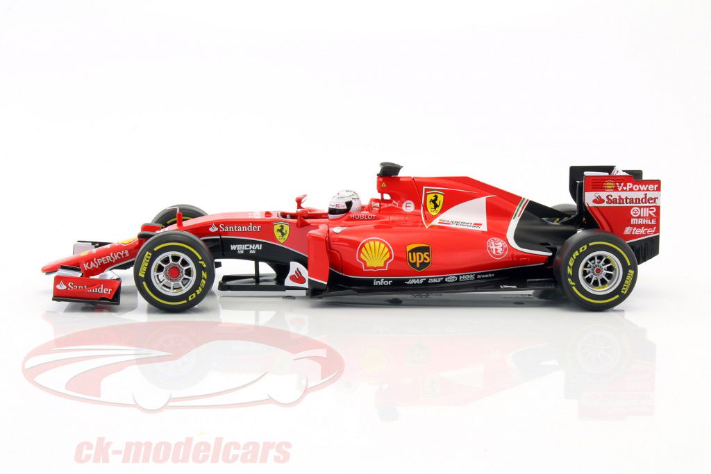 ミニカー Bburago Ferrari 1/18 S F15 T S. Vettel Bburago 1:18 Sebastian Vettel Ferrari SF15-T #5 Formula 1