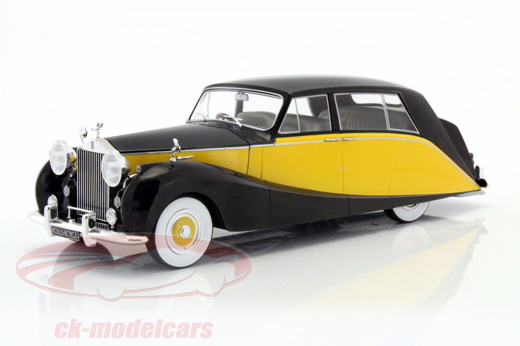 modelcargroup-1-18-rolls-royce-silver-wraith-empress-by-hooper-mcg18066/