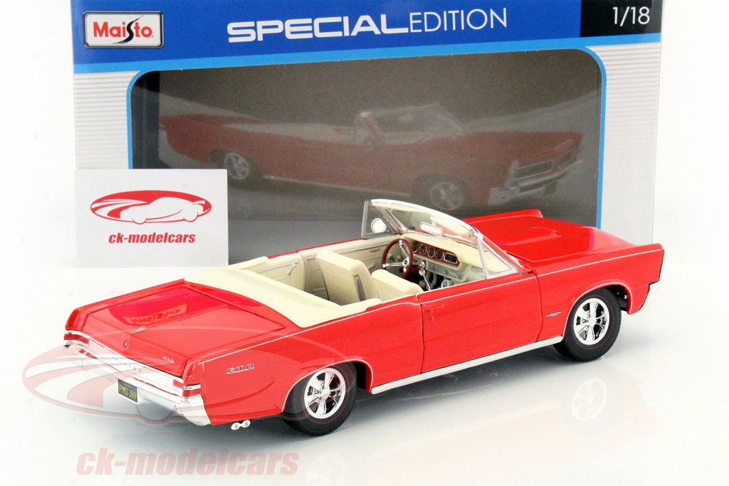 1965 Pontiac GTO ミニカー Maisto 1:18 Maisto International 1/18 1965 Pontiac GTO Hurst Ed Diecast
