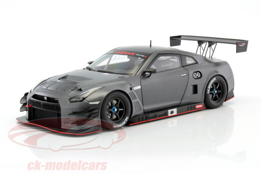 autoart-1-18-nissan-gt-r-nismo-gt3-jaar-2015-mat-donker-grijs-81583/