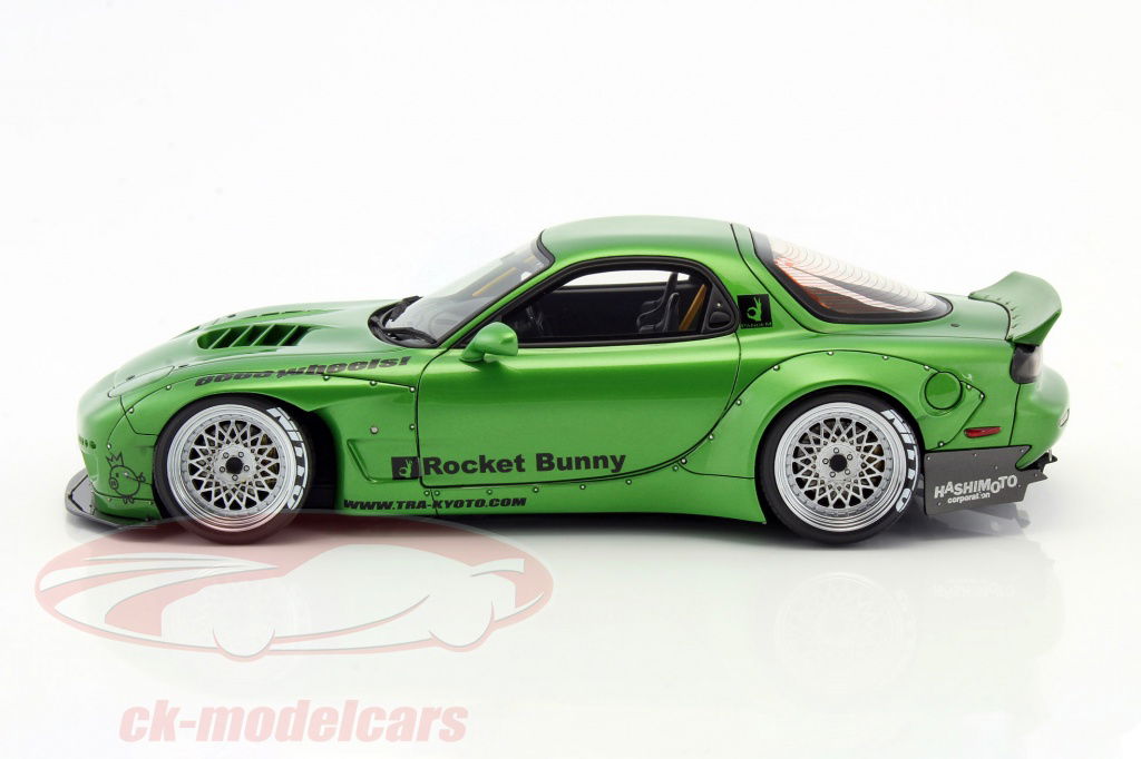 Rocket Bunny ラジコンカー RX-7 廃盤　希少 Tamiya Mazda RX-7 Rocket Bunny 164Garage - YouTube