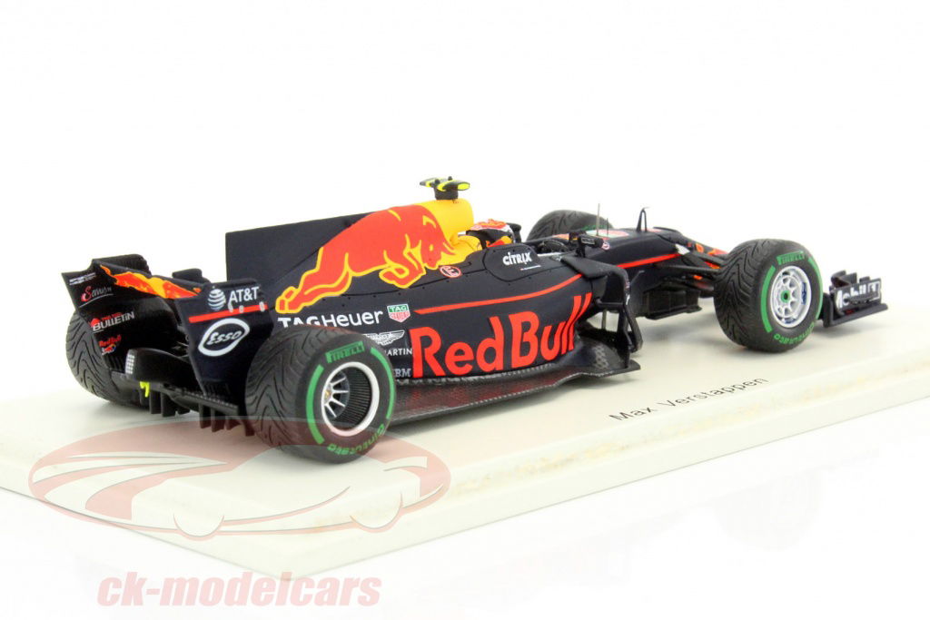 Spark 1:43 Max Verstappen Red Bull RB13 #33 3rd China GP
