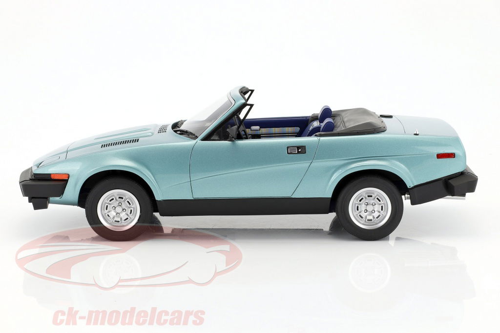 Cult Scale Models 1:18 Triumph TR7 DHC Construction year