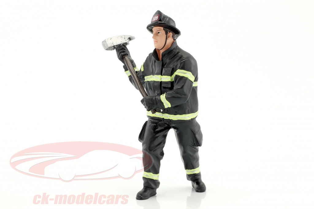 american-diorama-1-18-pompier-figure-iii-holding-axe-ad77461/