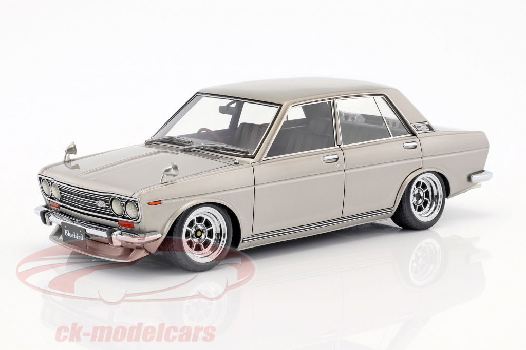 Ignition Model 1:18 Datsun Bluebird SSS (510) silver IG0612