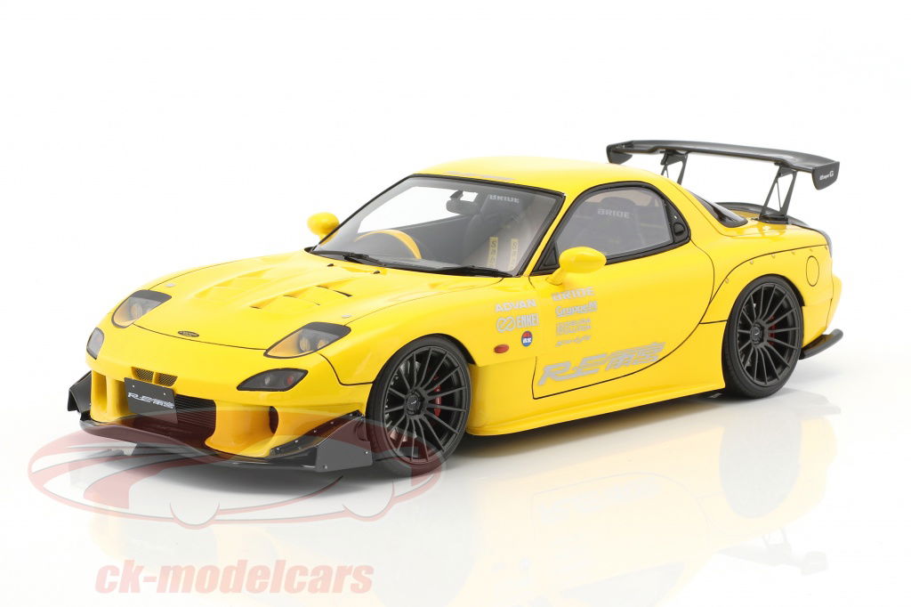 ignition model RX-7 FD3S RE雨宮 1/18 美品 Ignition Model 1:18 Mazda RX-7 (FD3S) RE Amemiya yellow