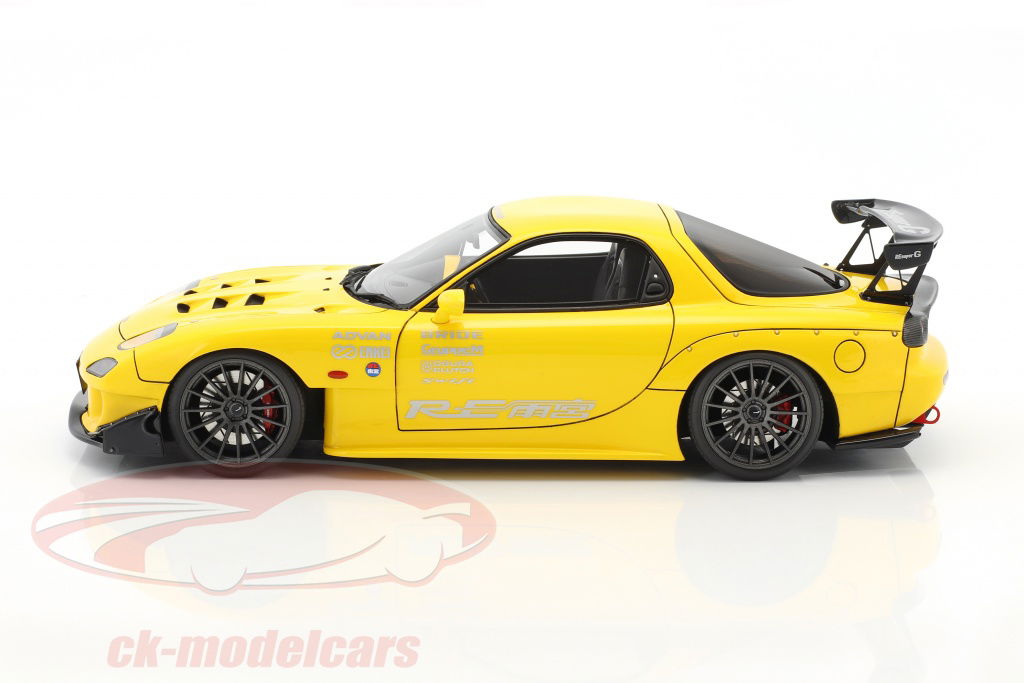 イグニッションモデル1/18 RX-7 (FD3S) RE 雨宮Yellow 1/18 イグニッションモデル IG1048 マツダ RX-7 FD3S RE 雨宮