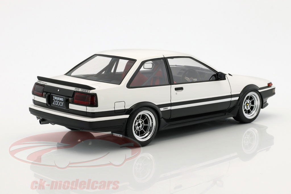 ミニカー 1/18 Toyota Sprinter Trueno GT Apex AE86 Ignition Model 1:18 Toyota Sprinter Trueno 3Dr GT Apex (AE86