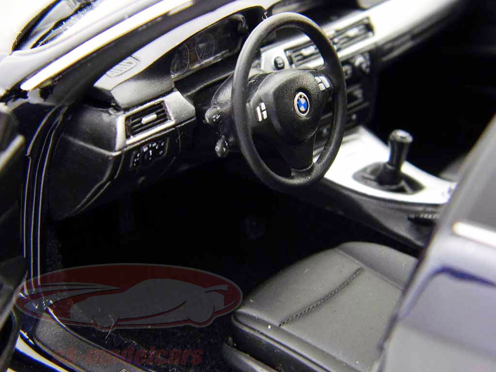 ミニカー BMW 330i E90 1/18スケール 京商 Kyosho 1:18 BMW 330i Sedan (E90) 2006 navy blue 8731NB model