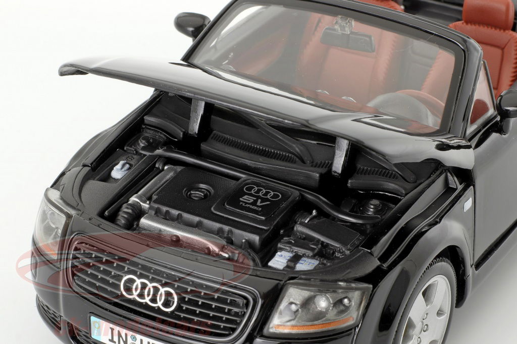 マイスト　Audi TTロードスター Maisto 1:18 Audi TT Roadster year 1999 black 31878 model car
