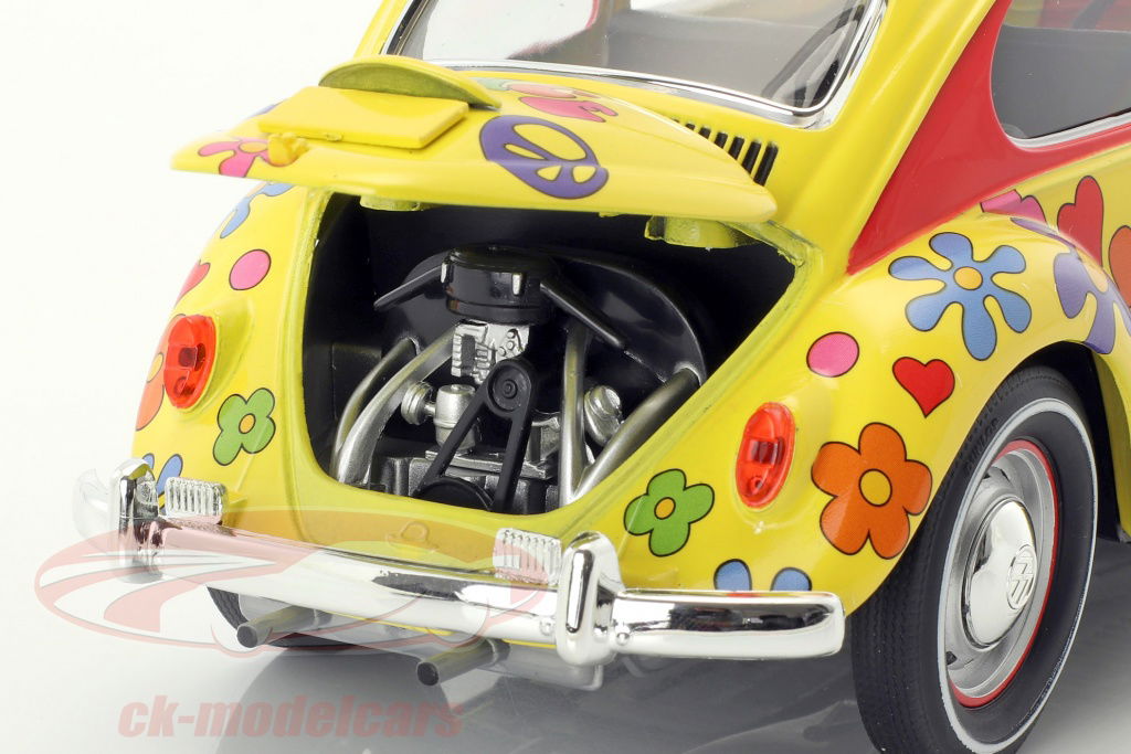 Volkswagen Beetle (1967) イエロー Amazon.com: KiNSMART - 1967 Volkswagen Classic Beetle 5 Inch