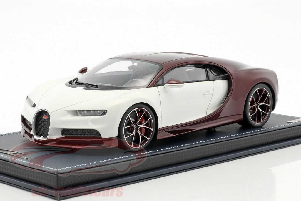 mr-models-1-18-bugatti-chiron-rot-carbon-gletscherweiss-mit-vitrine-bug06e/