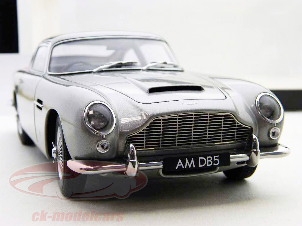 autoart-1-18-aston-martin-db5-year-1963-silver-70211/