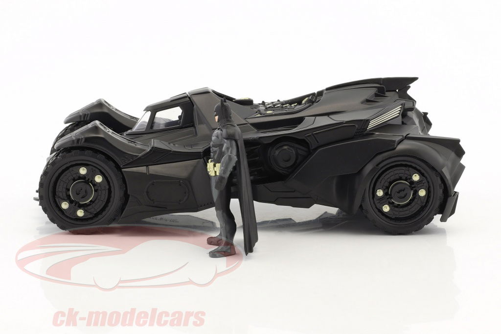 Jadatoys 1:24 Batmobile Arkham Knight (2015) with figure