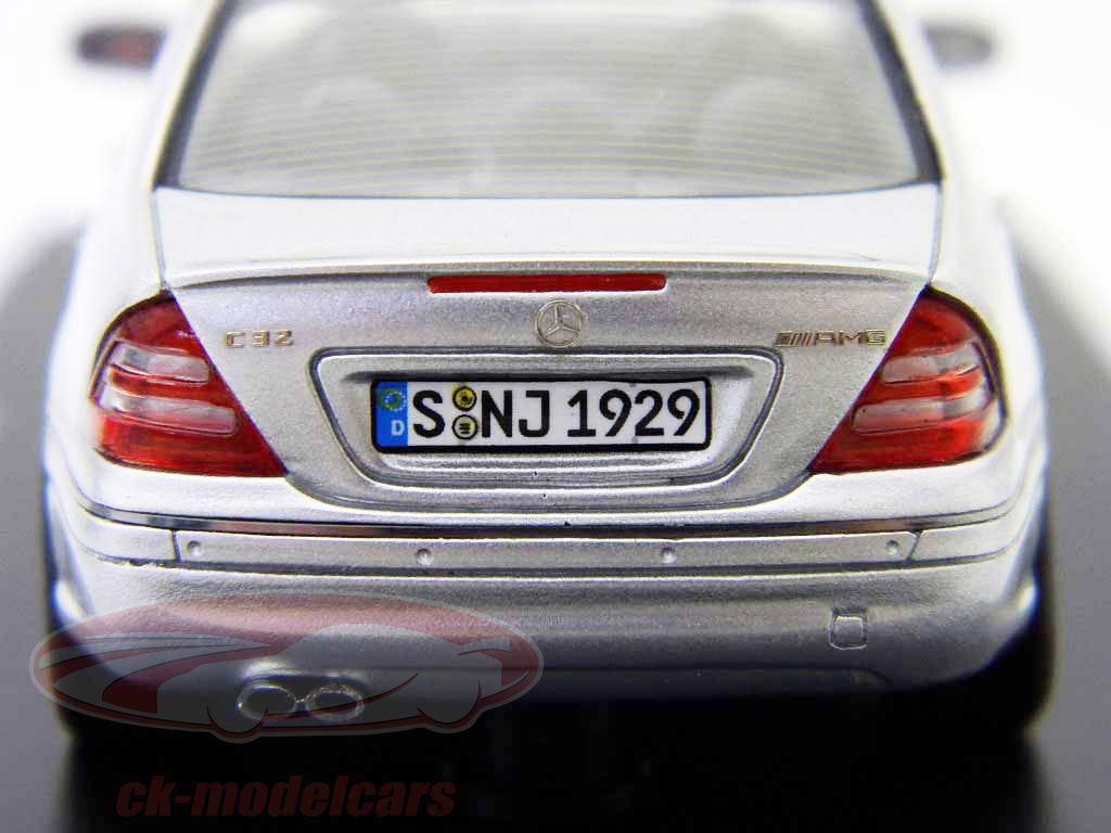 Mercedes-Benz C55 AMG (W203) ミニカー Mercedes C Class W203 Sedan 2001 SCHUCO 1/43 Diecast n resin