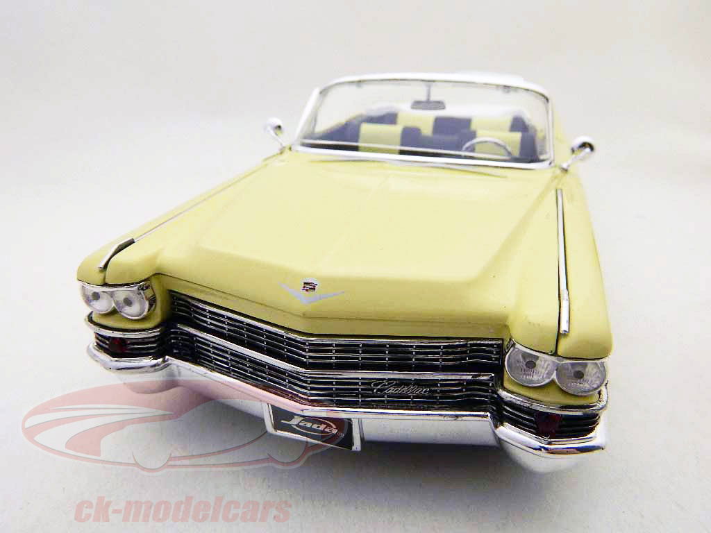 Jadatoys 1:18 Cadillac Convertible 1963 yellow 96471 model