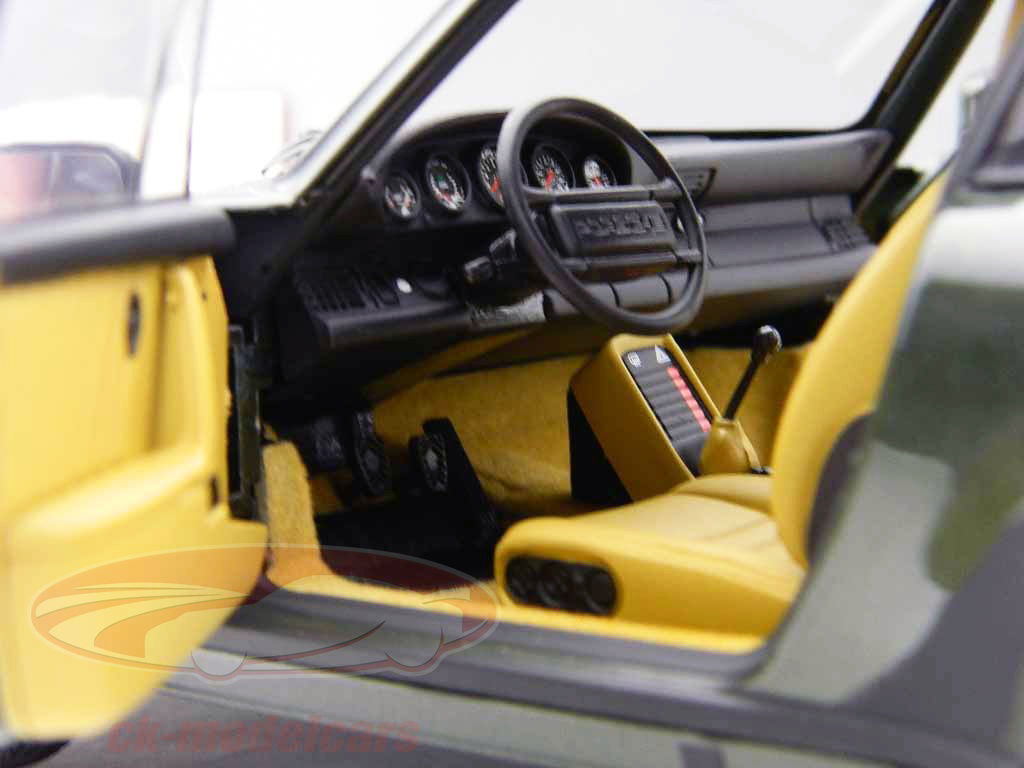 Norev 1:18 Porsche 911 Turbo 3.3 1977 oak grün / green