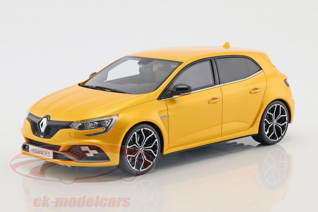 ottomobile-1-18-renault-megane-rs-ano-de-construcao-2017-amarelo-metalico-ot283/