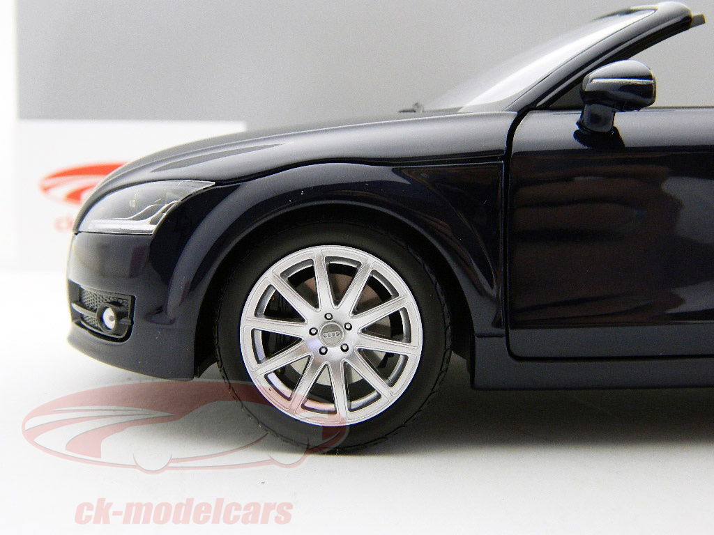 Minichamps 1:18 アウディTTロードスター深海ブルー/ディープ