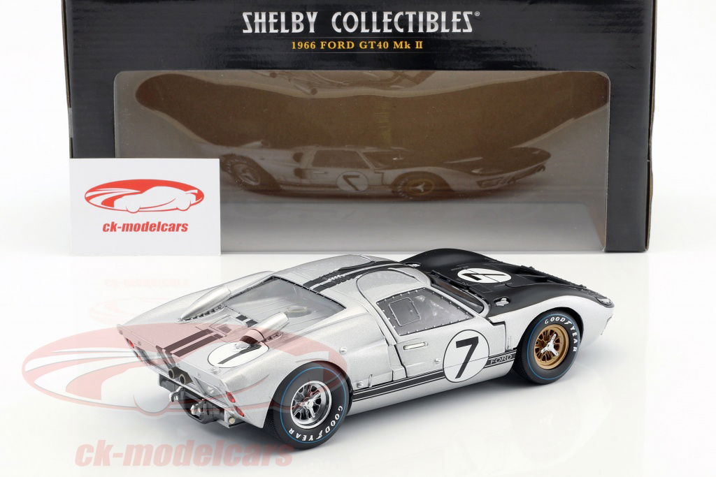 Shelby Collectibles 1:18 Ford GT40 Mk II #7 24h LeMans 1966