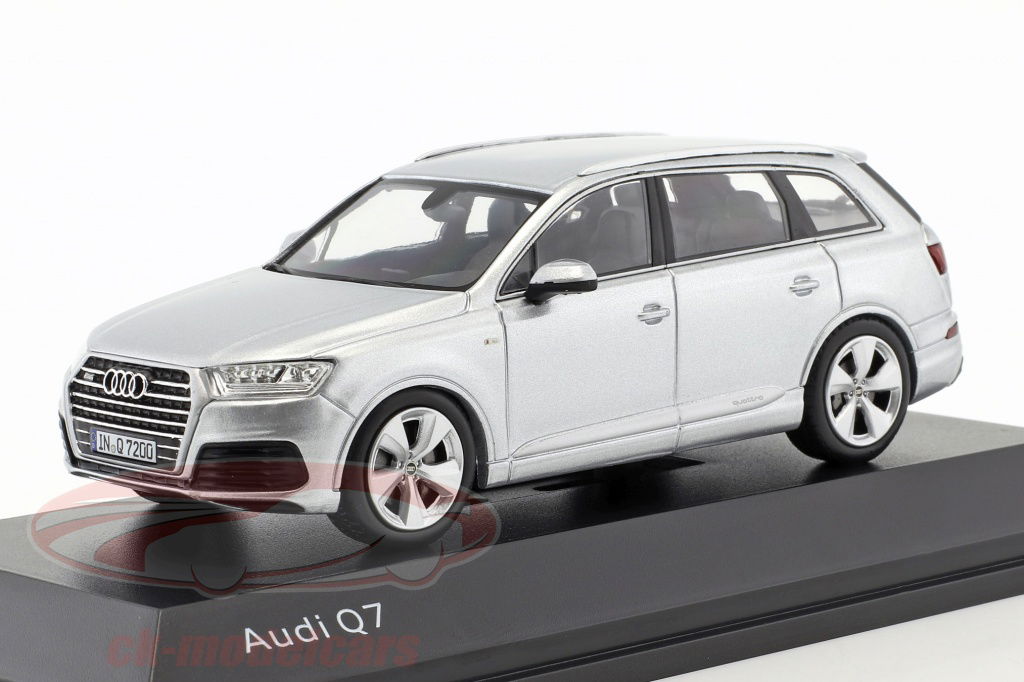 spark-1-43-audi-q7-anno-2015-foglio-argento-5011407613/