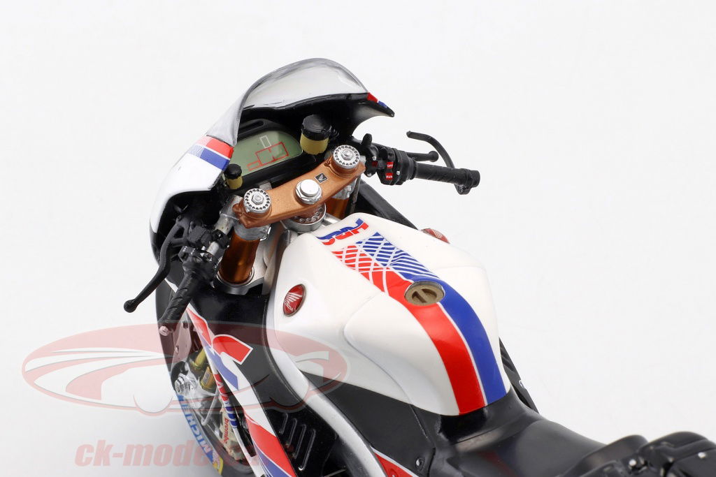Spark 1:12 Fernando Alonso Honda RC213V-S #14 Honda Racing