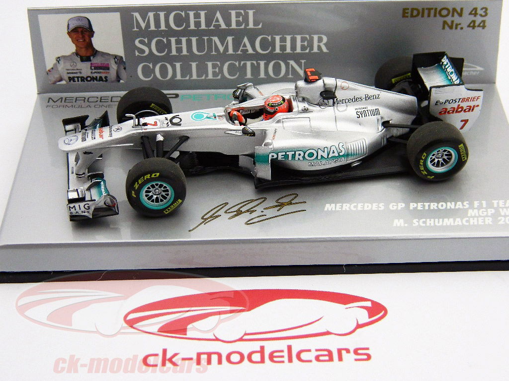 ミニカー MINICHAMPS M.SCHUMACHER SHOWCAR 2011 Minichamps 1:18 M. Schumacher Mercedes GP W02 Showcar