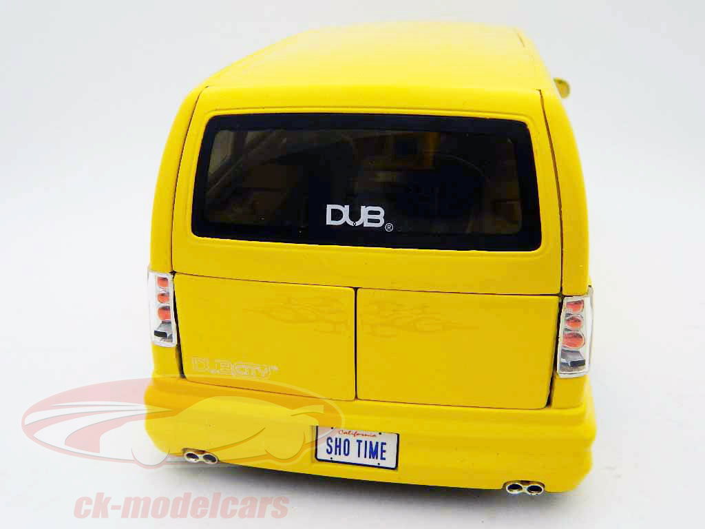 Chevy Astro Van 1:24 4台セット Jadatoys 1:18 Chevrolet Astro Van black Tuning Version