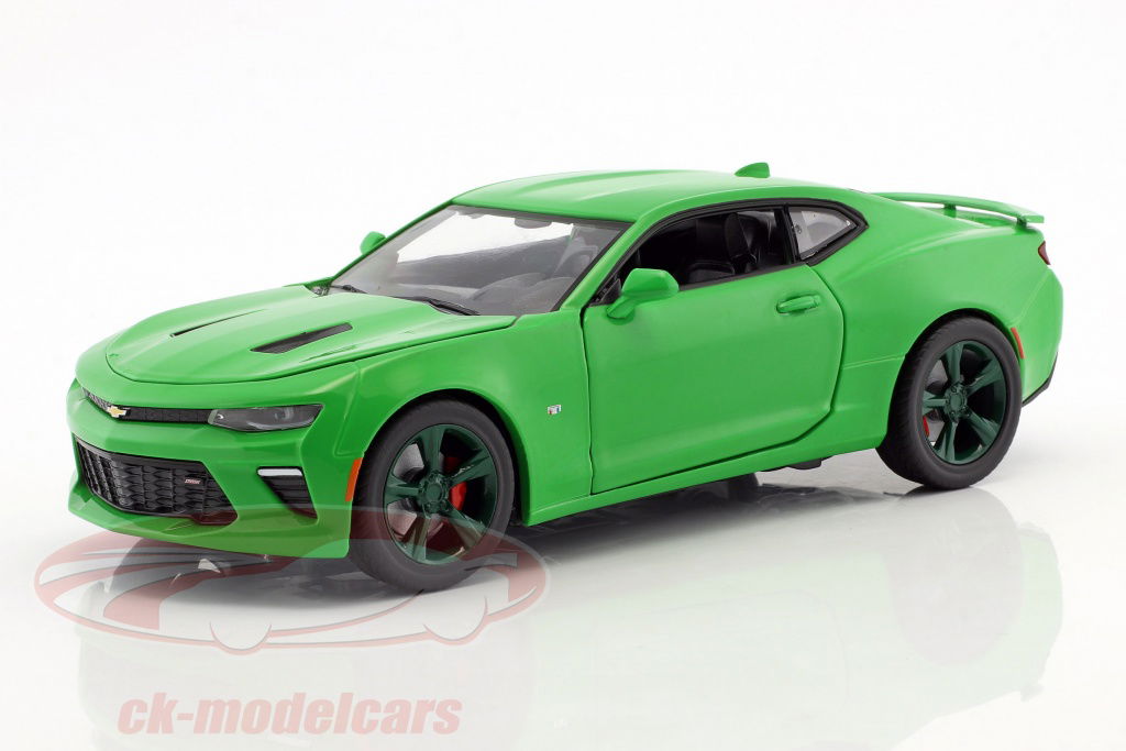 greenlight-1-24-chevrolet-camaro-ss-ano-de-construcao-2017-criptnio-verde-verde-18244/
