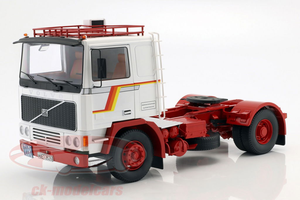 road-kings-1-18-volvo-f12-traktor-opfrselsr-1977-hvid-rd-rk180031/