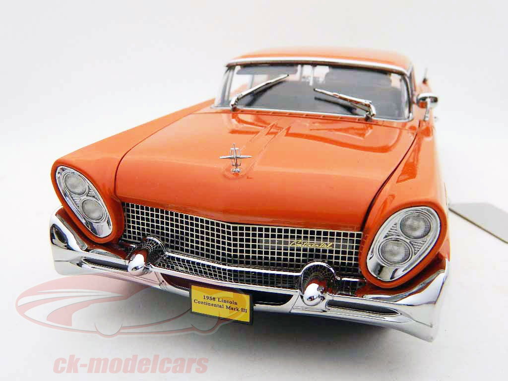 Sun Star Models 1:18 Lincoln Continental MK III Year 1958