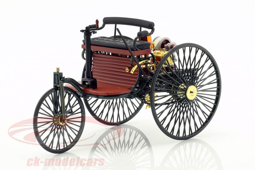 Norev 1:18 1886緑完成モデルに建てられたメルセデスベンツ