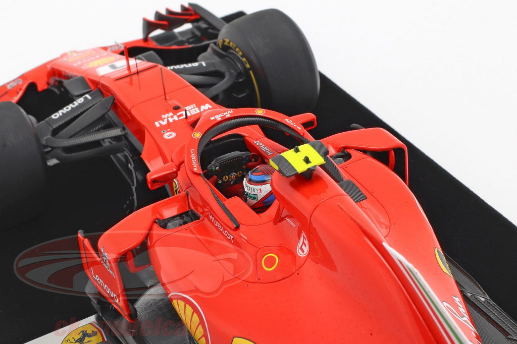 LookSmart 1:18 Kimi Räikkönen Ferrari SF71H #7 Winner United