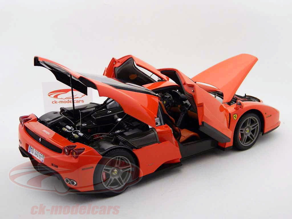 Kyosho 1:12 Enzo Ferrari built in 2002 scuderia red 8606RP