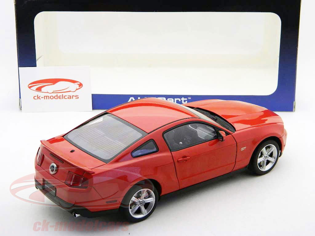 ミニカー Autoart ford Mustang GT AUTOART 2006 Ford Mustang GT Convertible Yellow 1:18 LONG