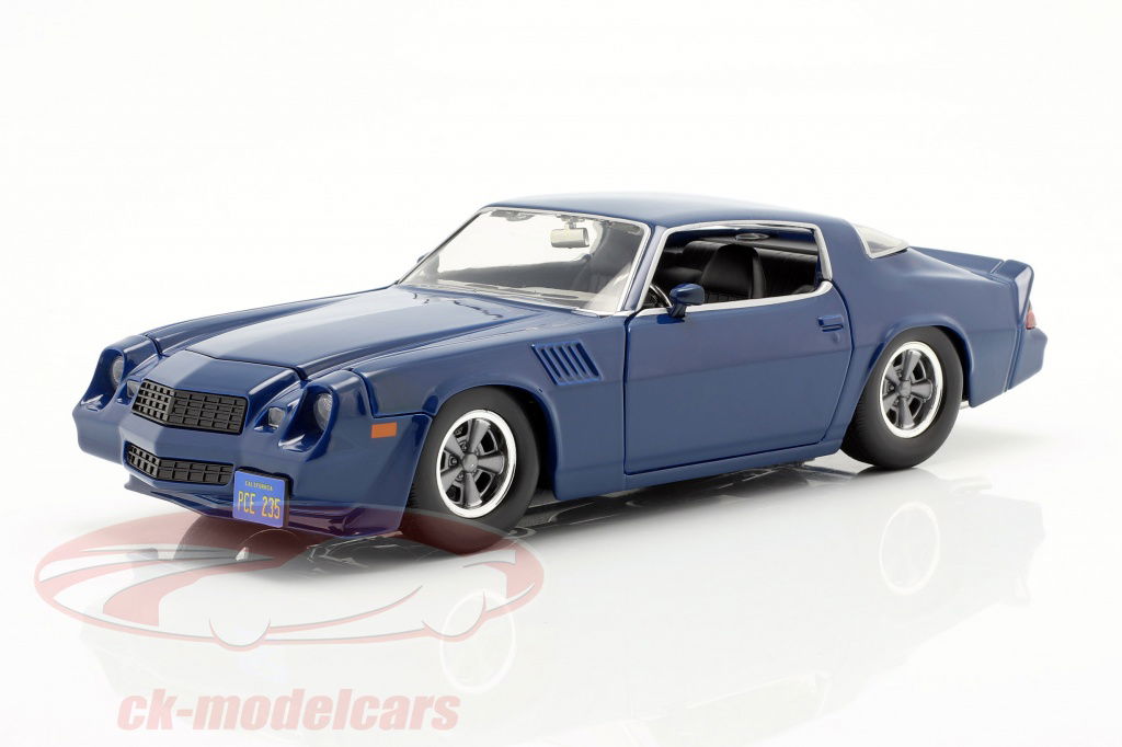 Jadatoys 1:24 Billy's Chevy Camaro Z28 with collector coin