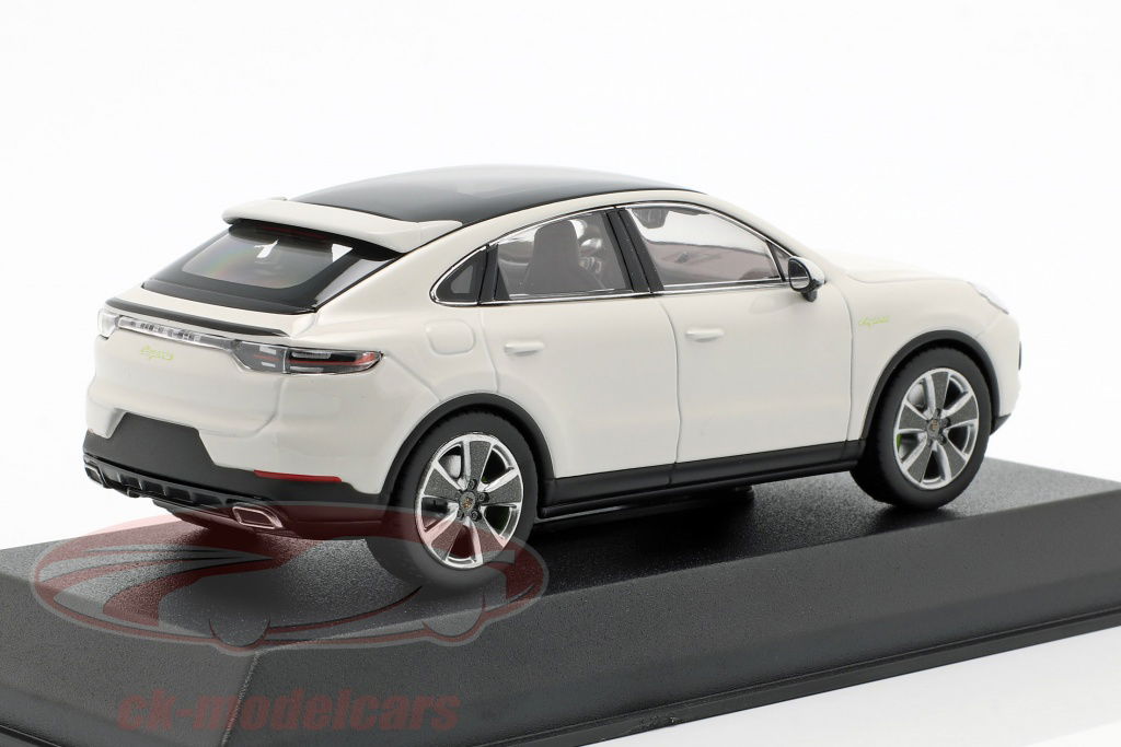 Norev 1:43 Porsche Cayenne e-hybrid Coupe year 2019 white