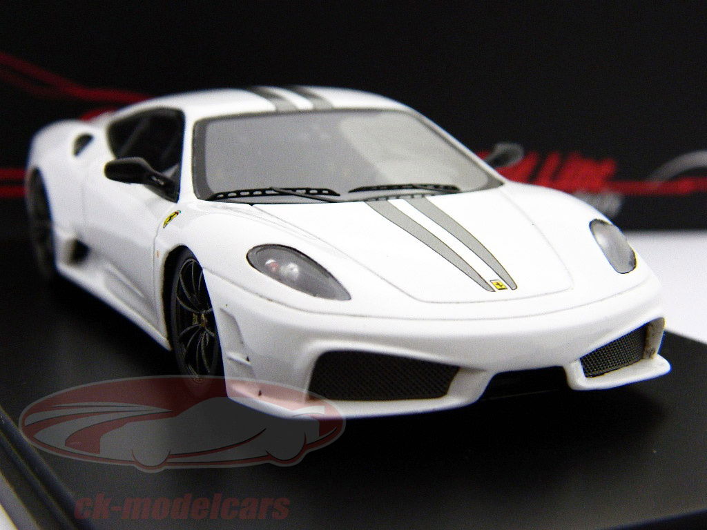 Spark 1:43 Ferrari F430 Scuderia white RL177 model car RL177