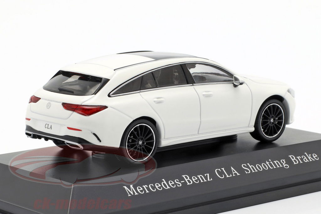 1/43 Mercedes-Benz 　CLA shooting Brake Mercedes Benz X 118 CLA Shooting Brake AMG Line 2019 Polar