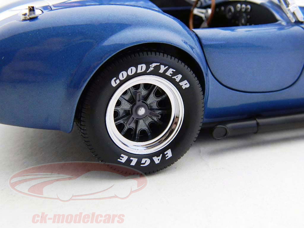 Kyosho 1:18 シェルビーコブラ427 S / C年1966ライトブルー