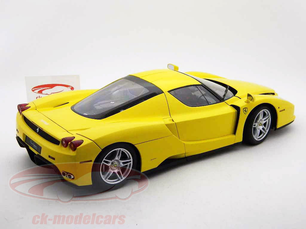 Kyosho 1:12 Ferrari Enzo yellow 8606Y model car 8606Y