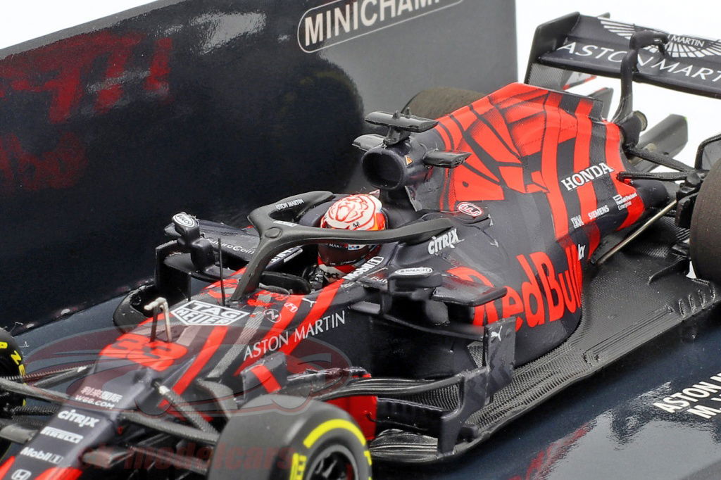 Minichamps 1:43 M. Verstappen Red Bull Racing RB15 #33