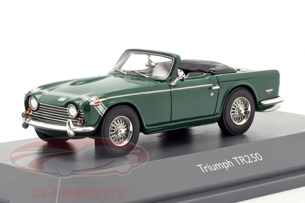 schuco-1-43-triumph-tr250-british-racing-vert-450880800/