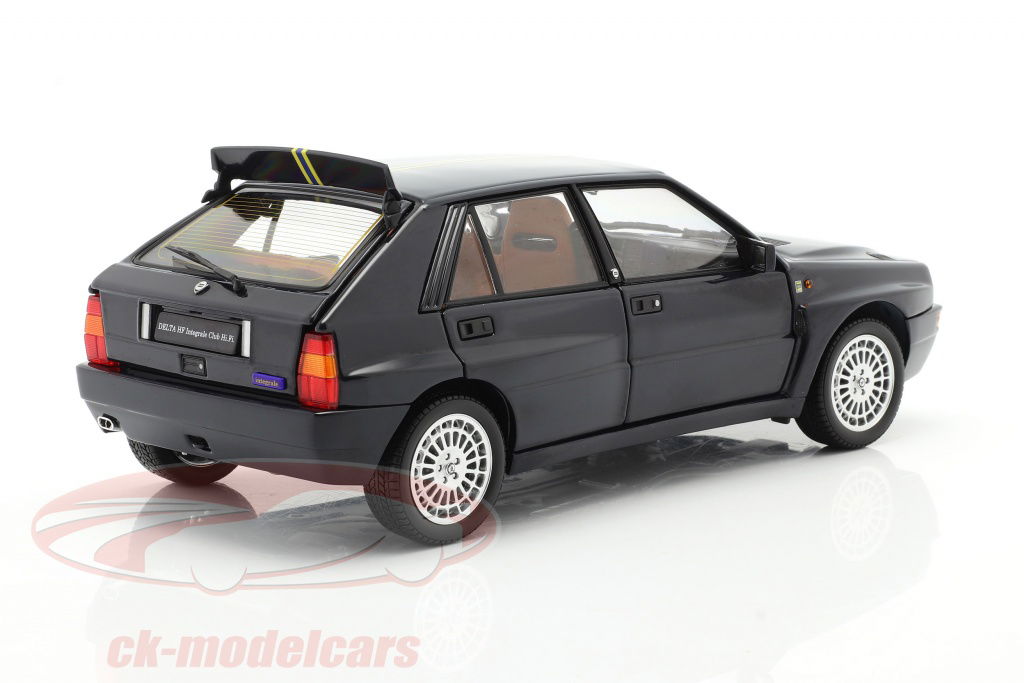 京商　Lancia Delta HF Integrale 1992 Kyosho 1:18 Lancia Delta HF Integrale Evo II year 1992