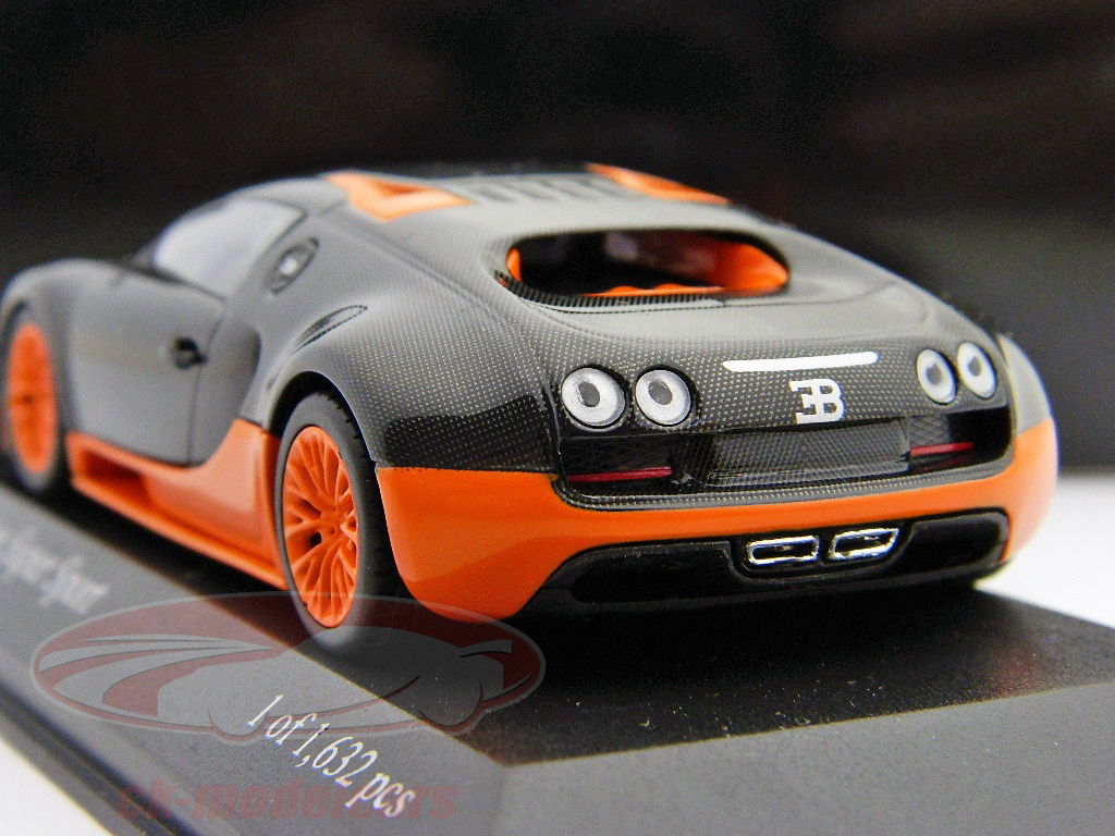 Minichamps 1:43 Bugatti Veyron Super Sport 2010 World Record