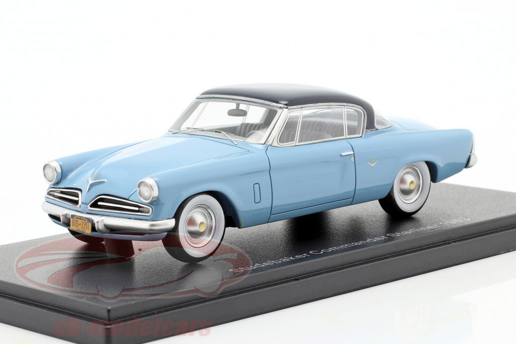bos-models-1-43-studebaker-commander-starline-year-1953-light-blue-dark-blue-bos43351/
